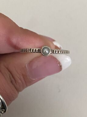 James Avery Retired Tiny Gray Pearl Stacker Ring